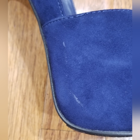 Navy Blue Platform Pumps size 10 - Picture 3 of 9